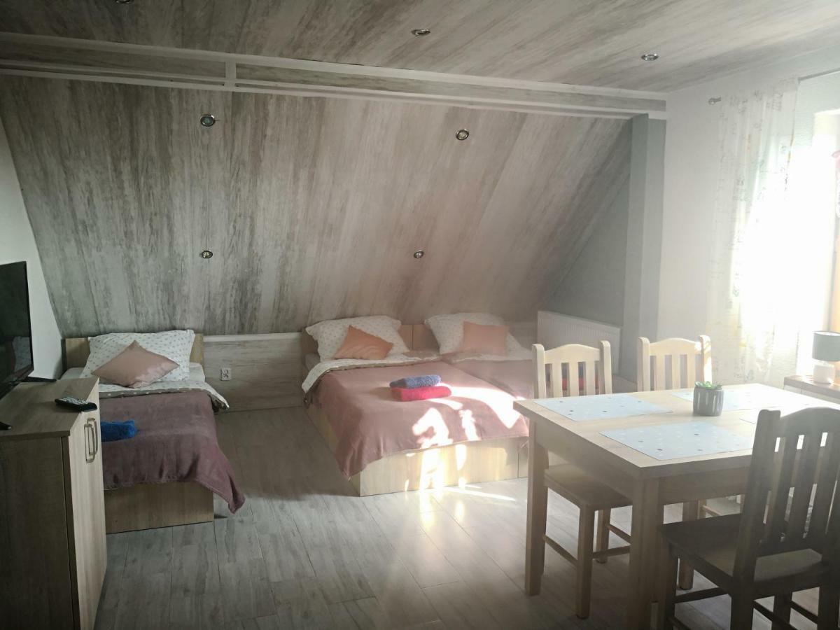 Gosciniec Mariola Villa Człuchów Eksteriør bilde